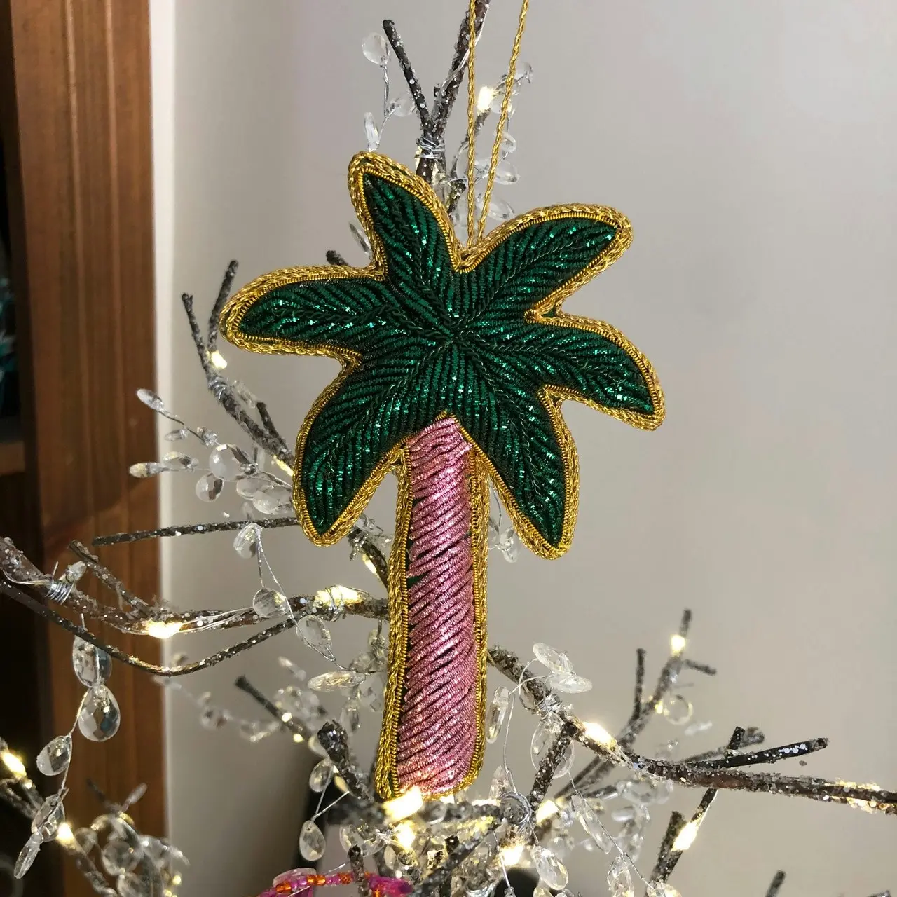 Belle Palm Tree Sequin Hanging Decoration