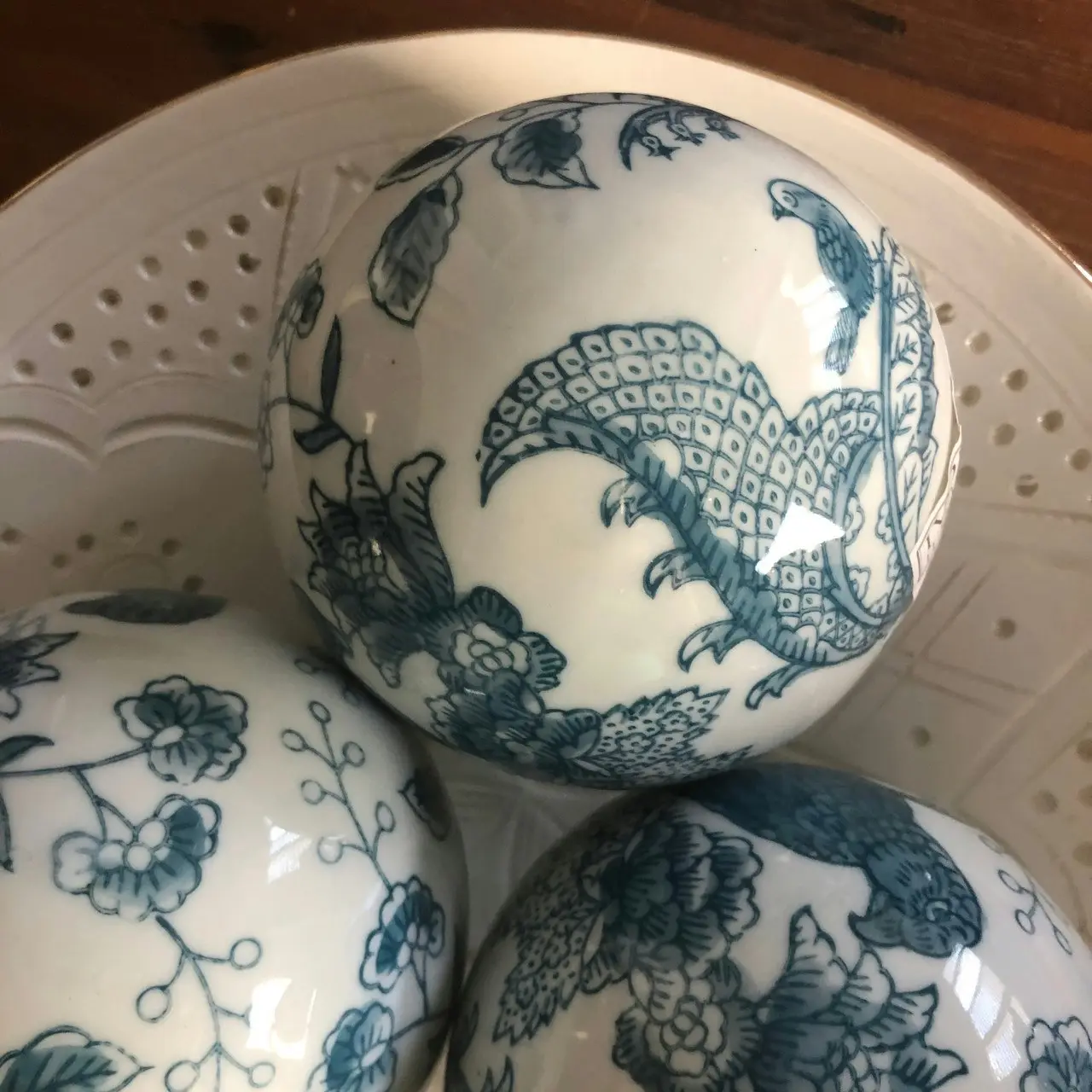 Club Santorini Chinoiserie Decorator Balls in Blue - Set of 4