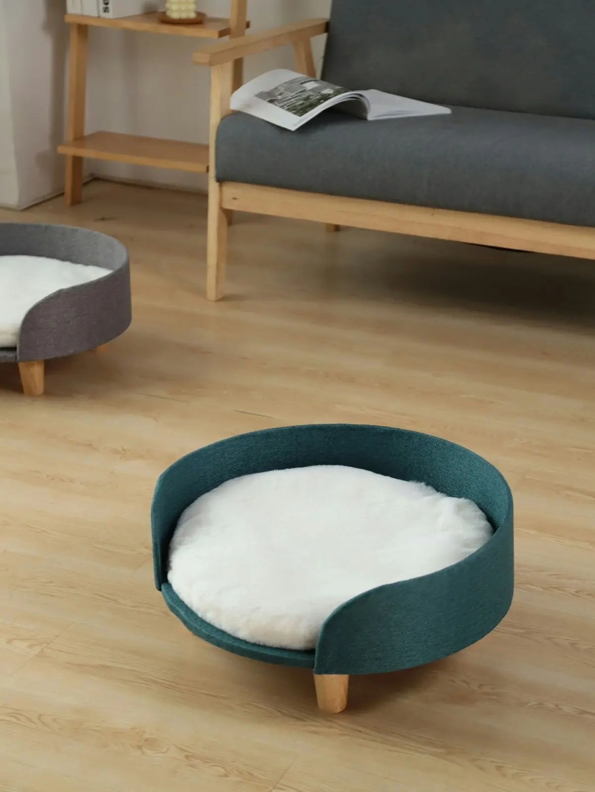 Furbulous Luxury Pet Sofa Bed Round Dog Cat Kitty Puppy Couch Soft Cushion Chair