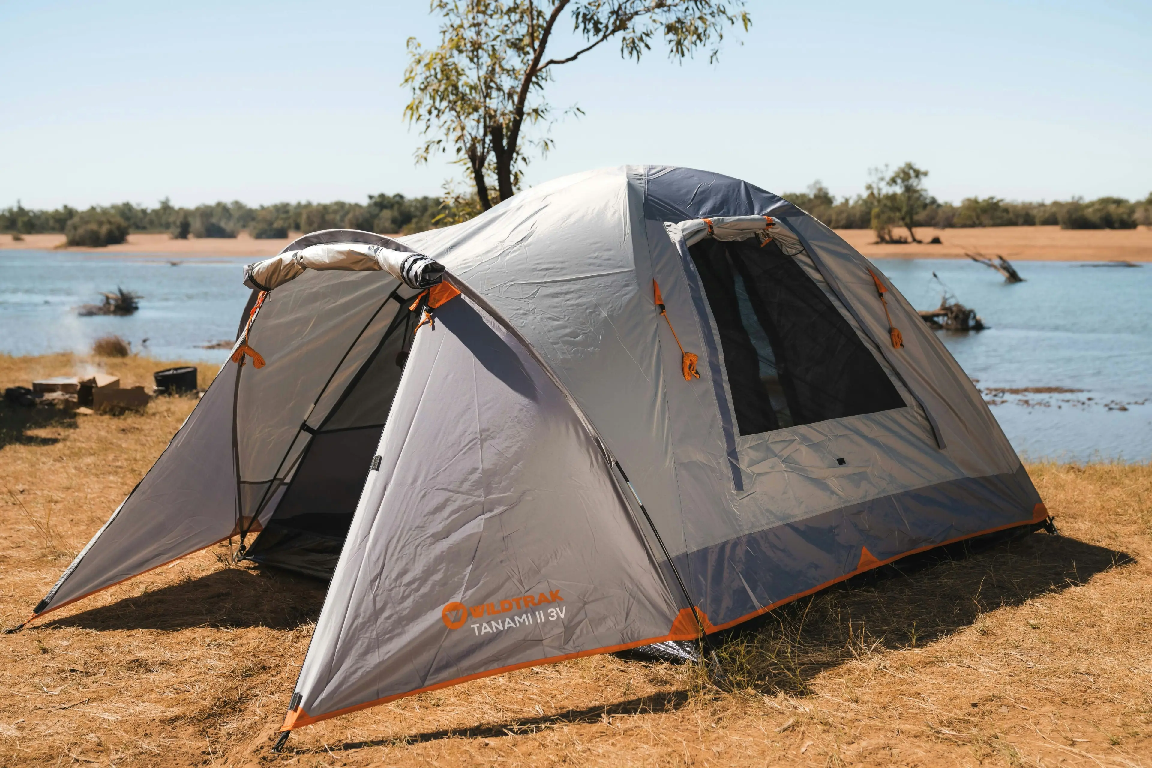 Tanami Series Ii 3v Person Dome Tent With Vestibule