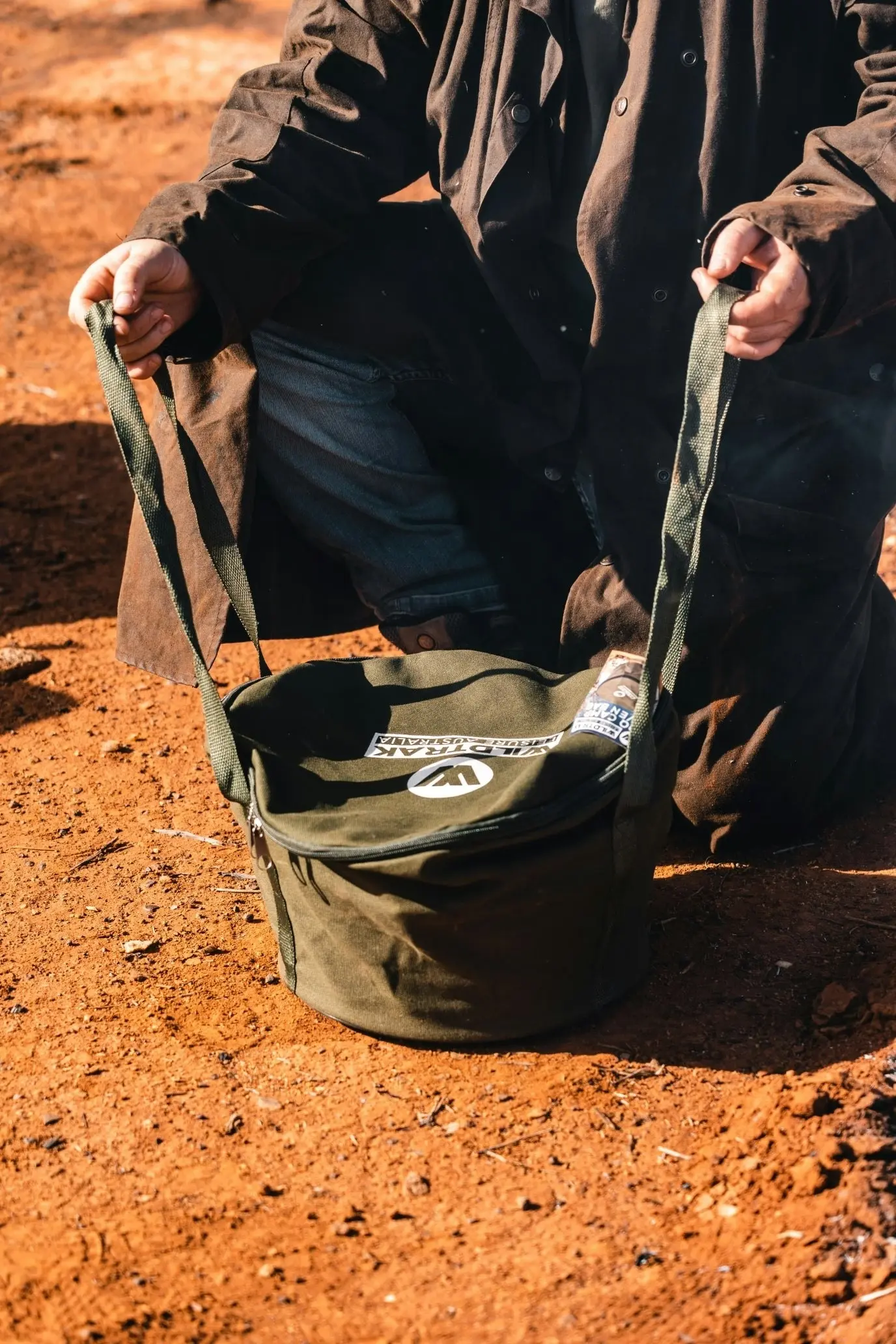 9 Quart Canvas Camp Oven Bag