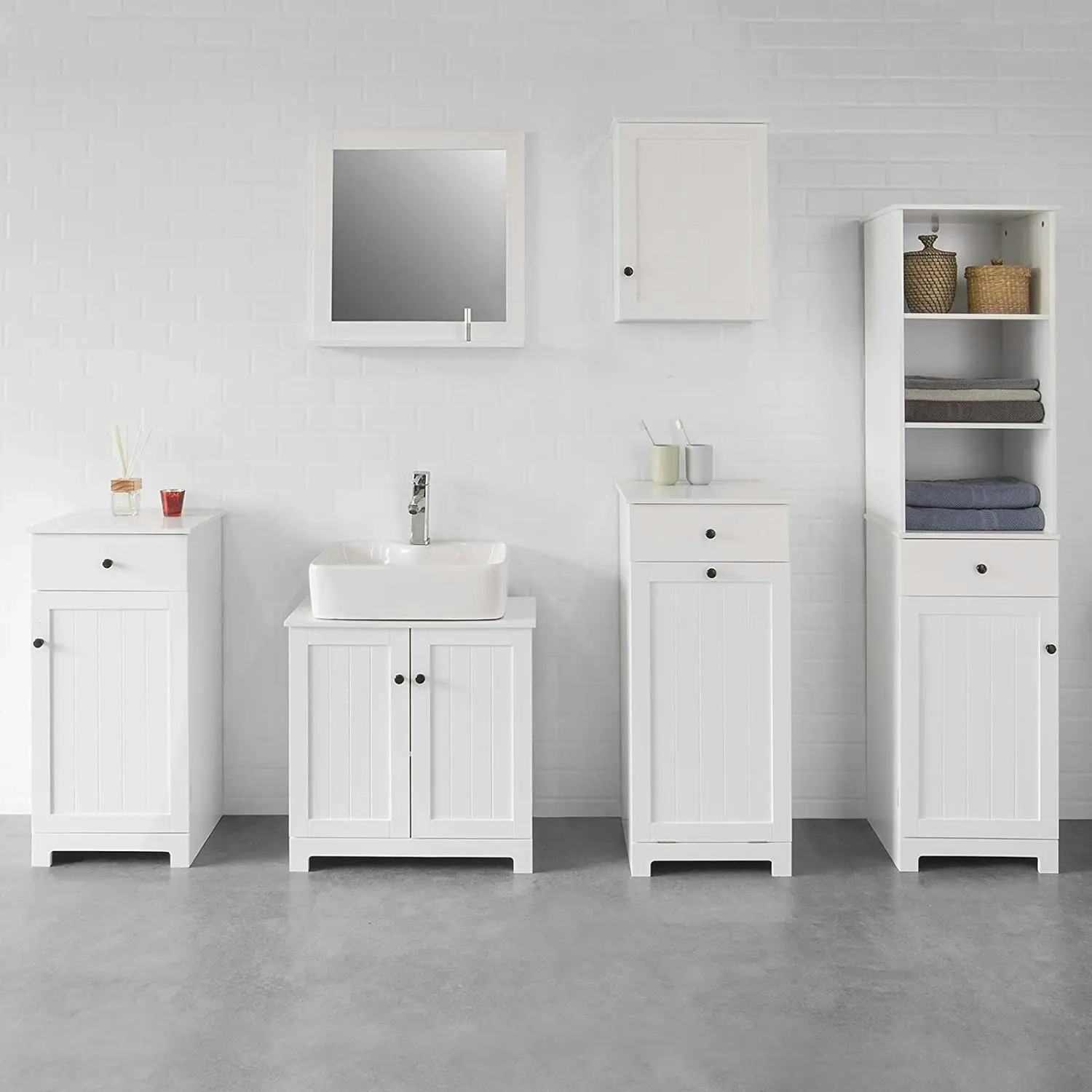 VIKUS White Wall Cabinet with Door 40x52cm