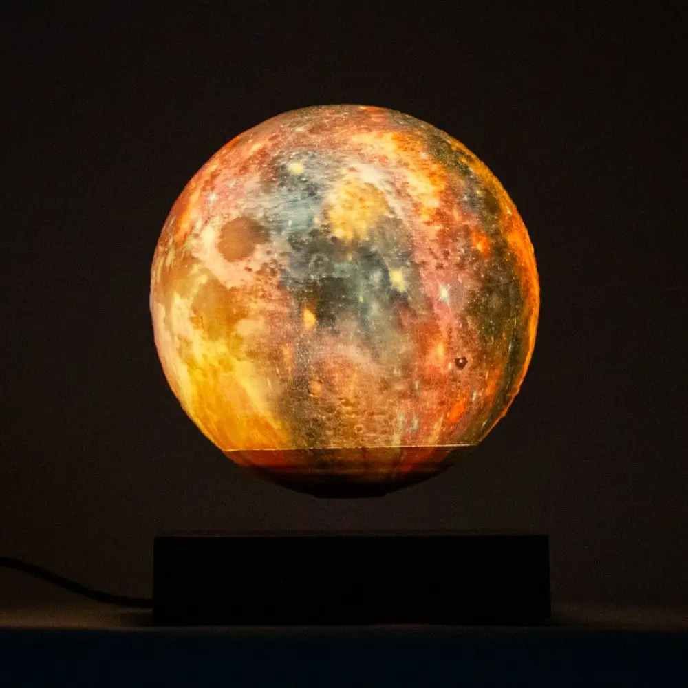 Levitating Planet Lamp