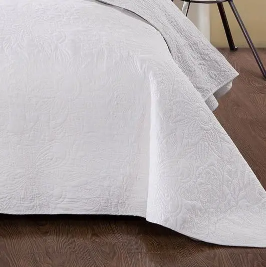 Pure White Bedspread by Classic Quilts