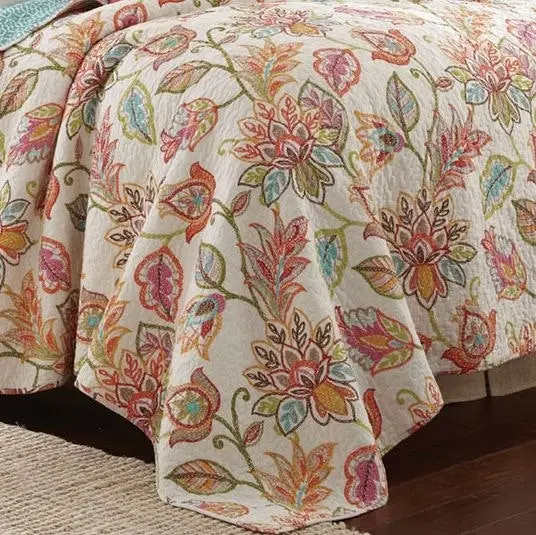 Sophia Bedspread Set by Classic Quilts