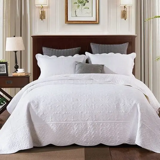 Antique White Coverlet Set Range by Classic Quilts