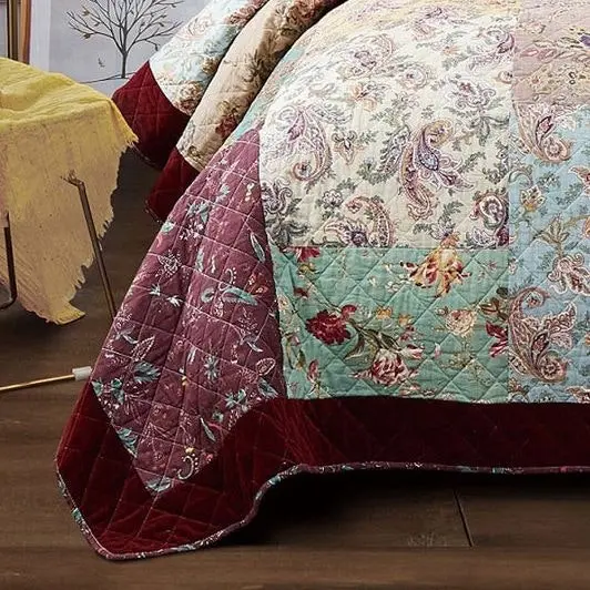 Dramatic Floral Bedspread set by Classic Quilts