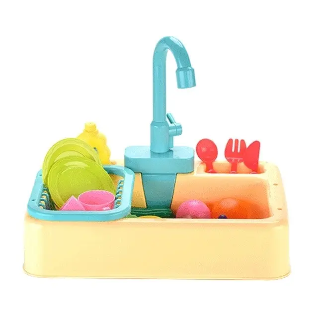 Battery operated automatic bird bath with toys