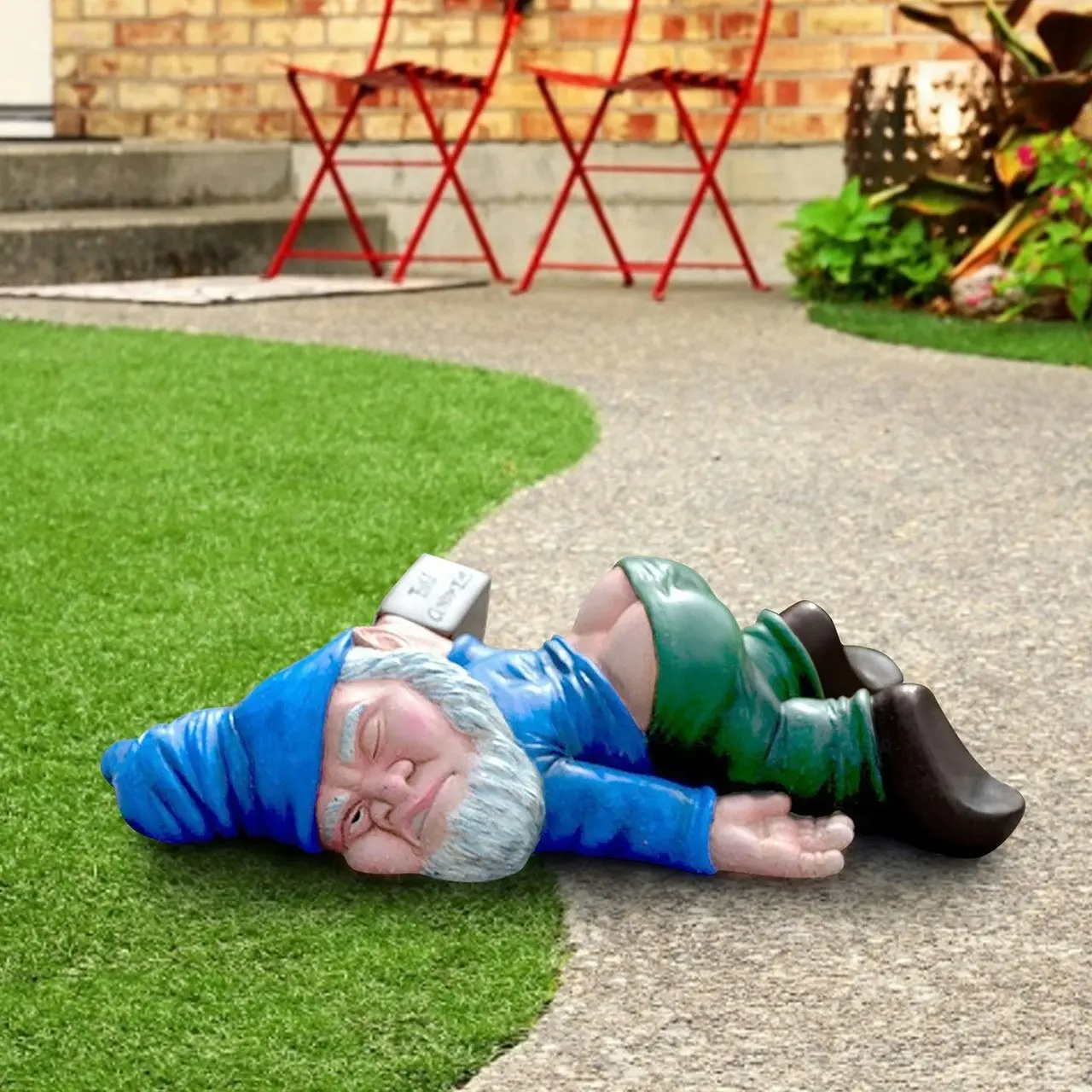 Funny Drunk Dwarf Garden Gnome Statue Garden Decor