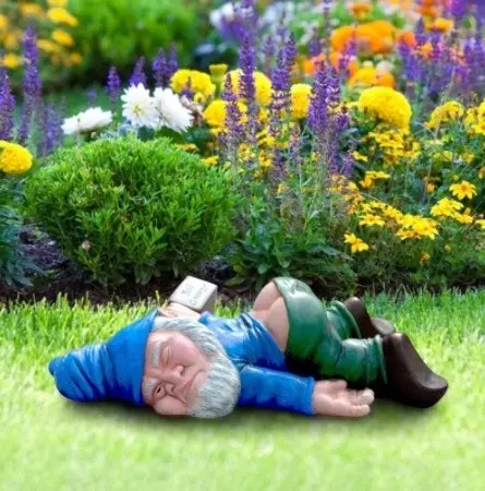 Funny Drunk Dwarf Garden Gnome Statue Garden Decor