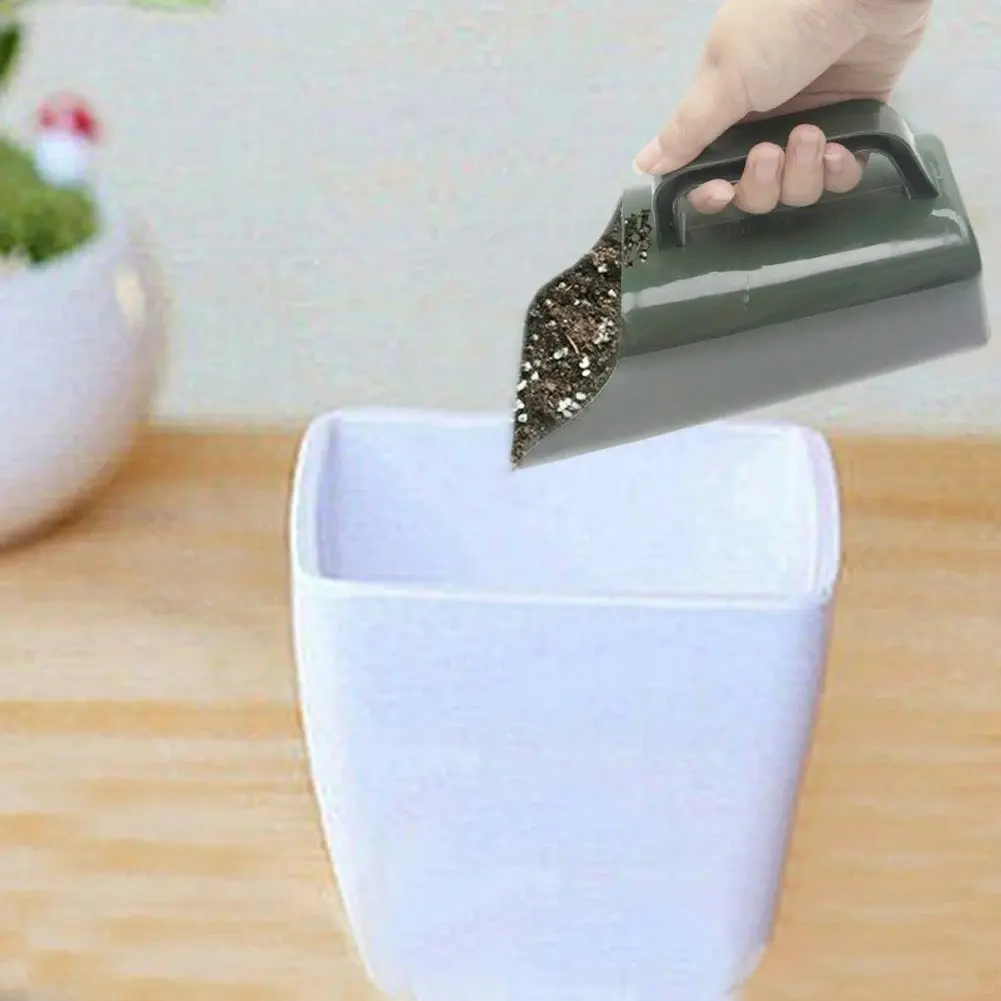 Multi-functional Plastic Garden Scoop with Sieve