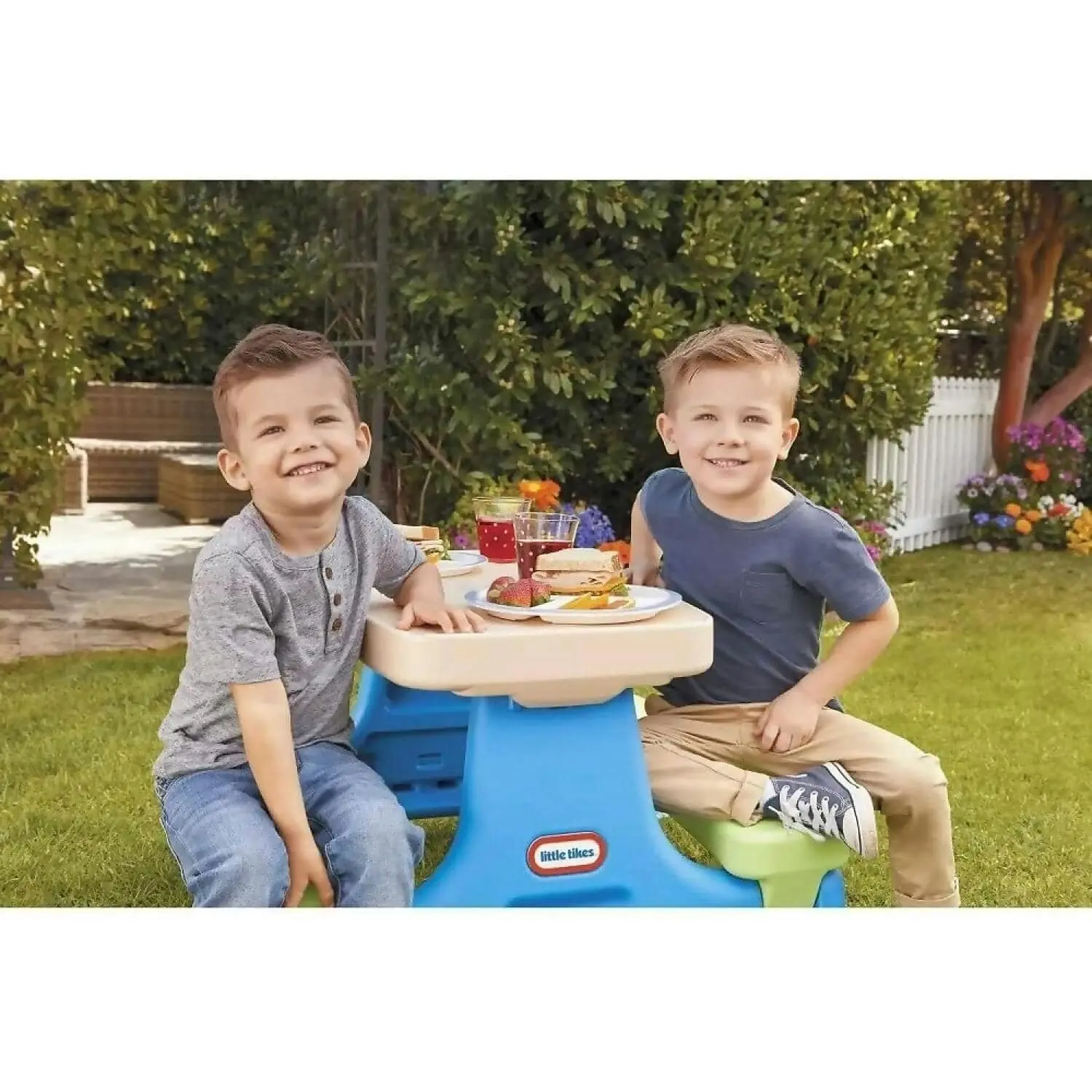 Little Tikes - Junior Picnic Activity Table For Children With Umbrella - Seats Up To 4 For Ages 18 Months To 5 Years