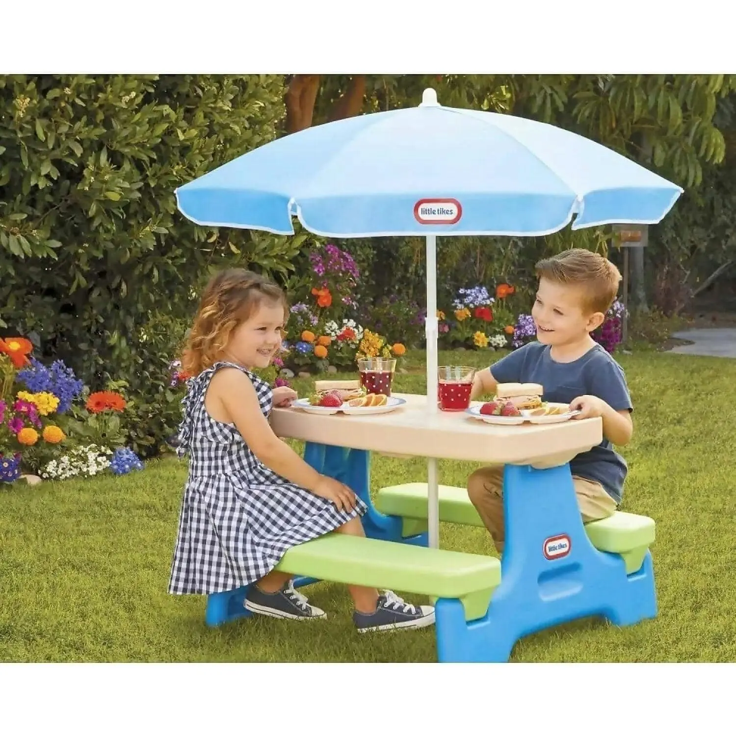 Little Tikes - Junior Picnic Activity Table For Children With Umbrella - Seats Up To 4 For Ages 18 Months To 5 Years