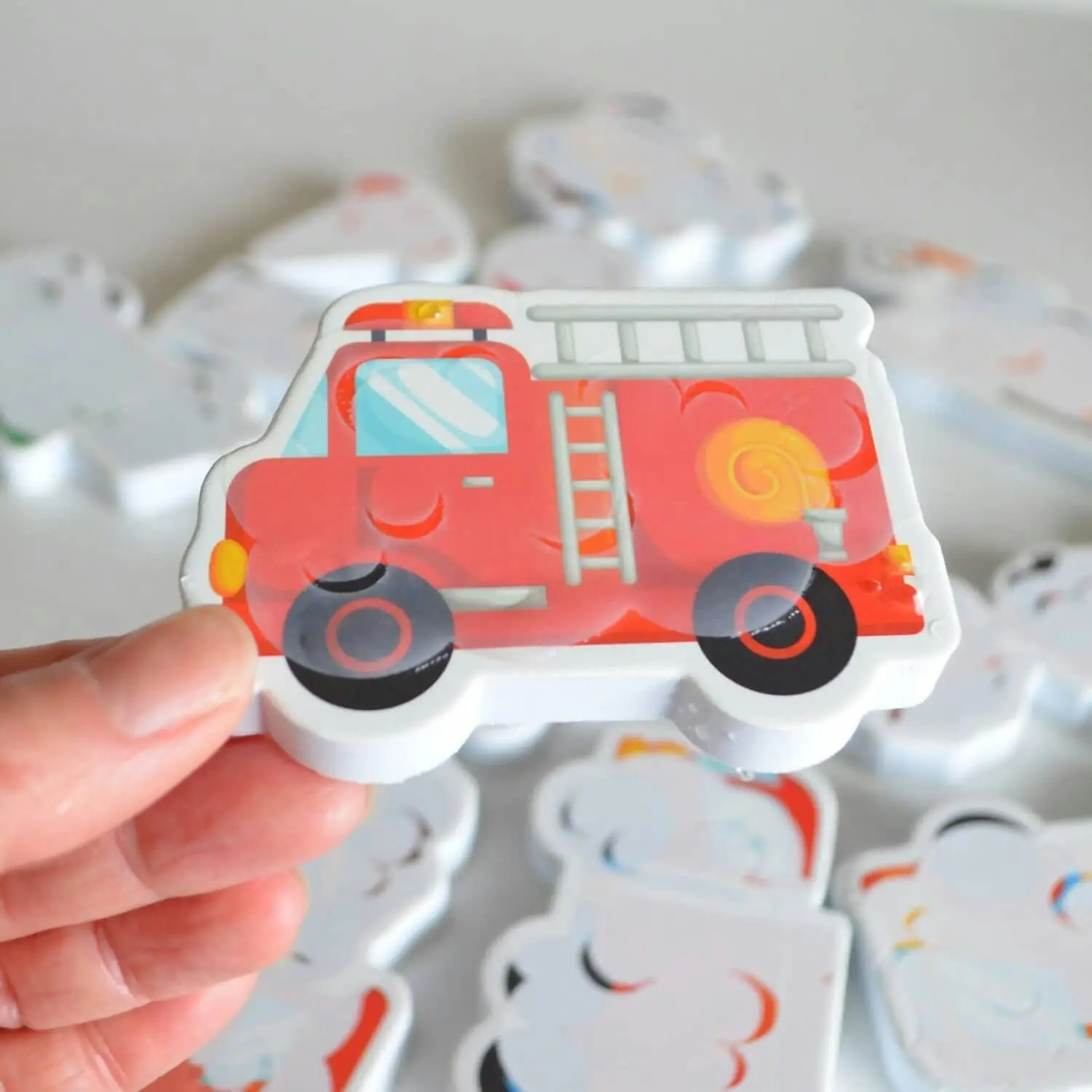 Buddy & Barney - Colour Changing Bath Stickers - Mucky Trucks