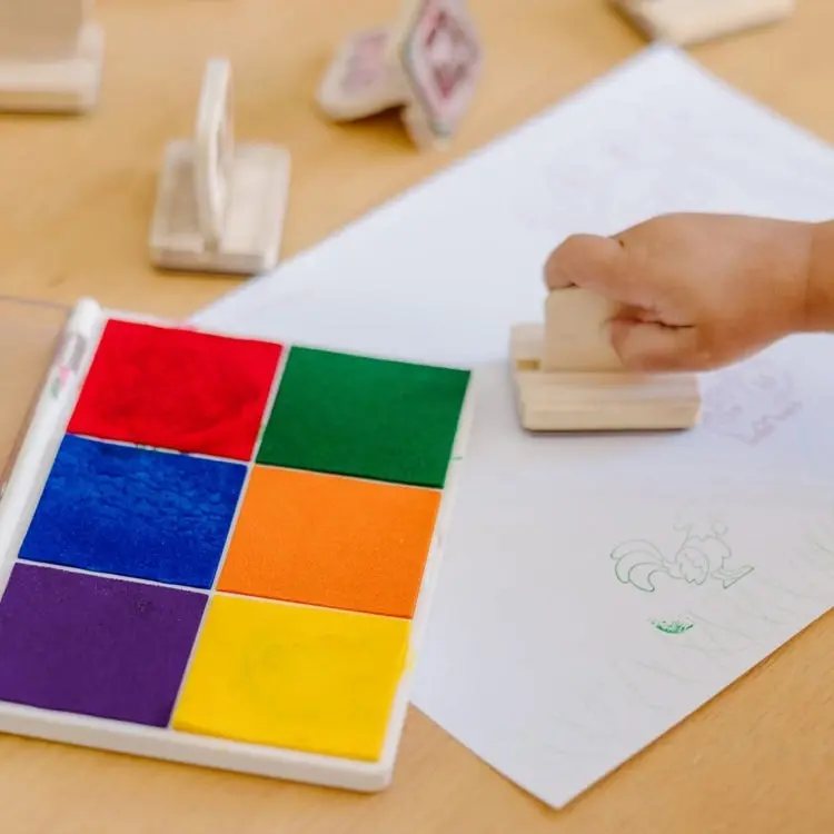 Melissa & Doug - Rainbow Stamp Pad