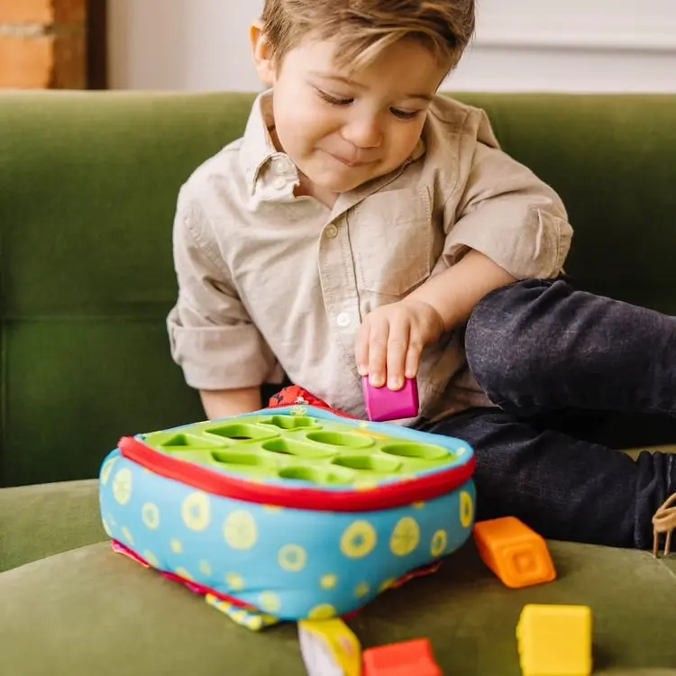 Melissa & Doug - Take-along Shape Sorter Baby And Toddler Toy