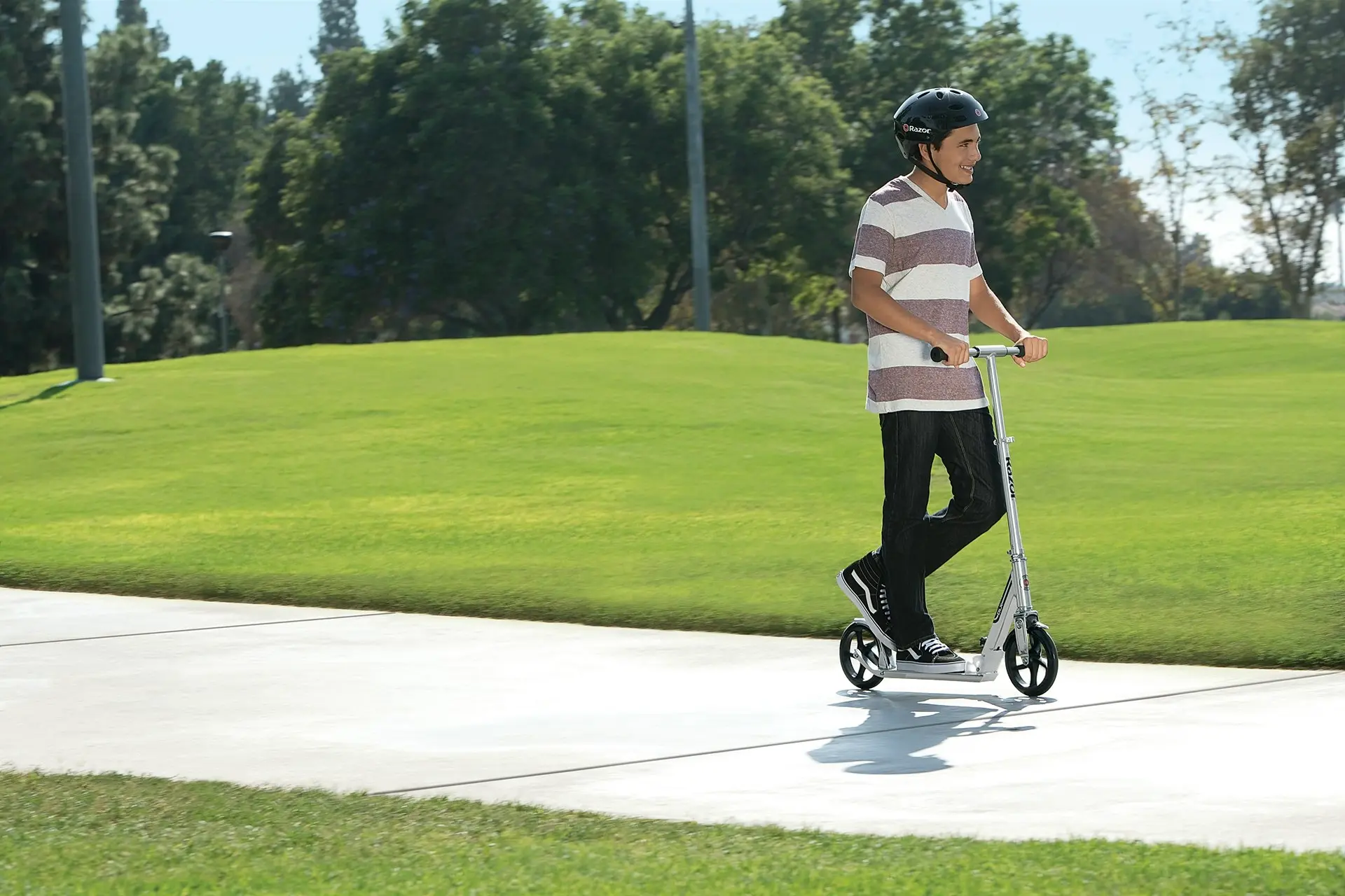 Razor A5 Dlx Scooter Silver