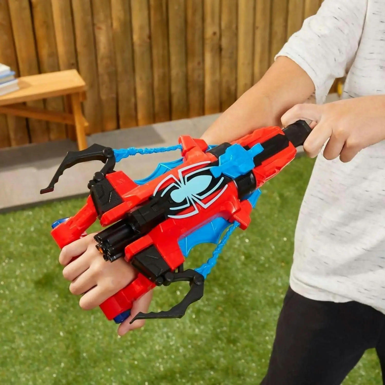 Nerf - Marvel Spider-man Strike 'n Splash Blaster 2-in-1 Feature Super Hero Toys Marvel Toys