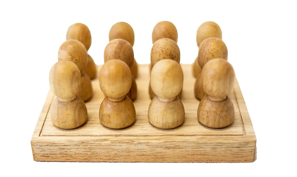 QToys - Large Natural Wooden People on Tray