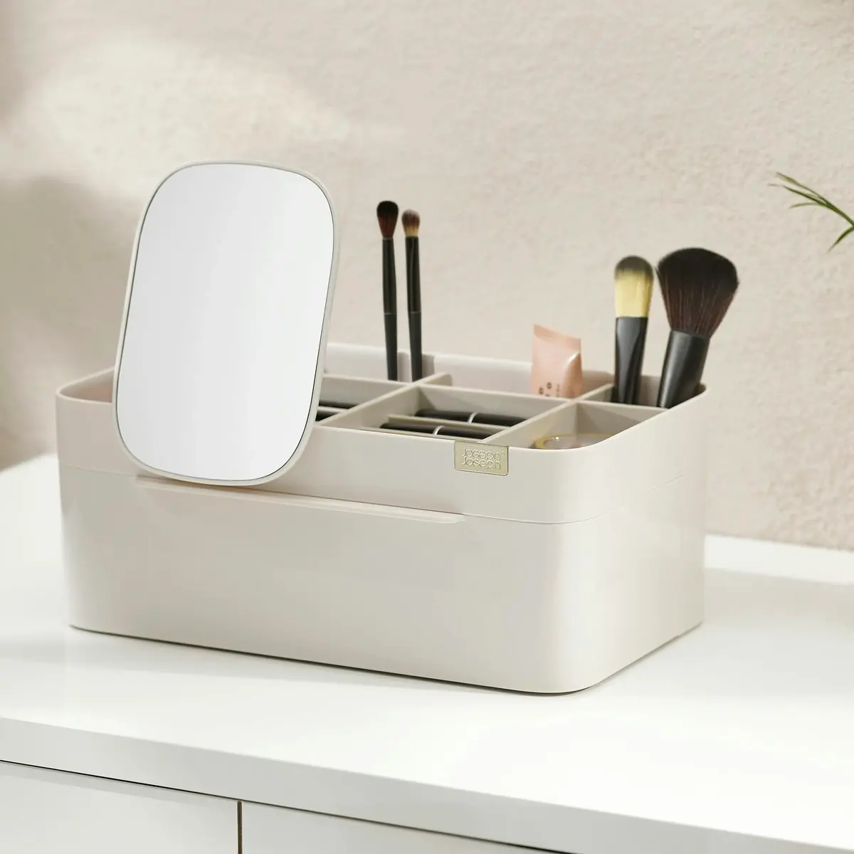 Joseph Joseph Viva Large Cosmetic Organiser with Removable Mirror - Shell