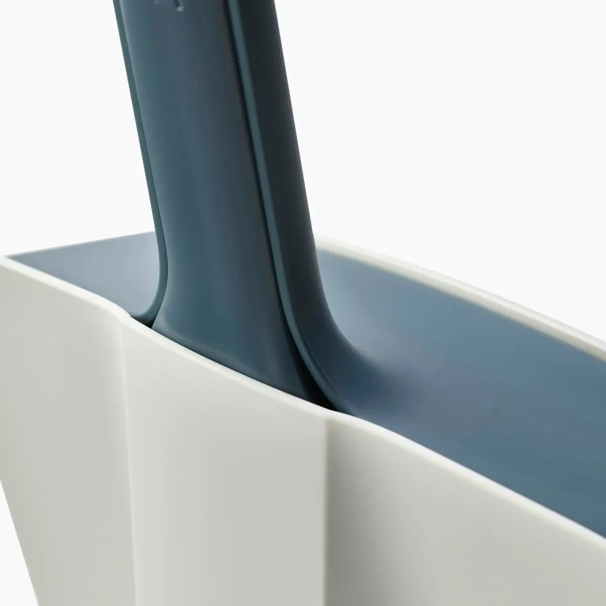 Joseph Joseph CleanStore Wall-mounted Dustpan & Brush with Dust-shield Storage