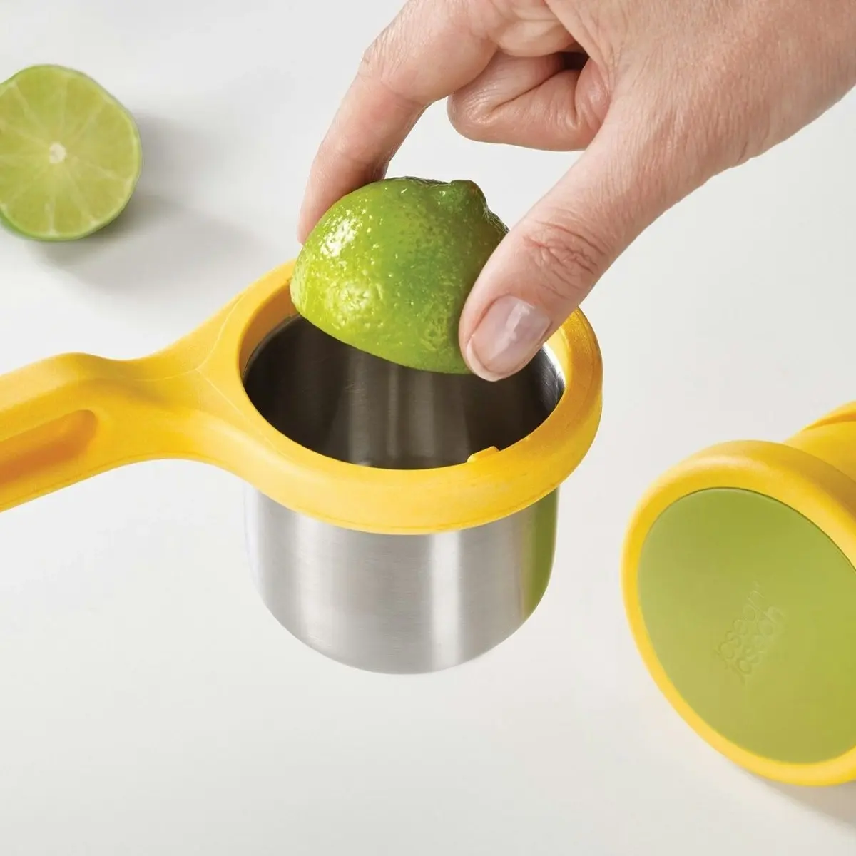 Joseph Joseph Helix Citrus Press