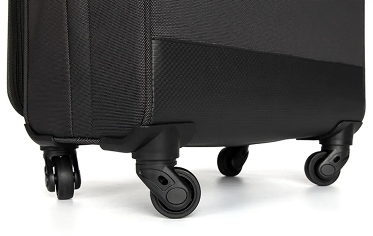 Suissewin Swiss Luggage Suitcase Lightweight 8 Wheels 360 Degree Rolling Carry on Softcase SN8918A Black