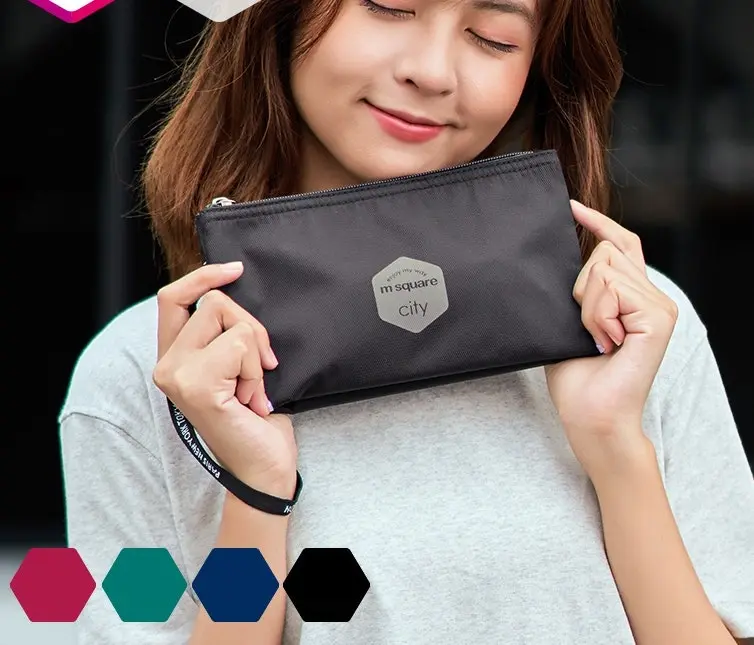 M Square Wristlet Wallet Bag Portable Handbag Lightweight Travel Bag Women Weekend Travel Storage Bag Black