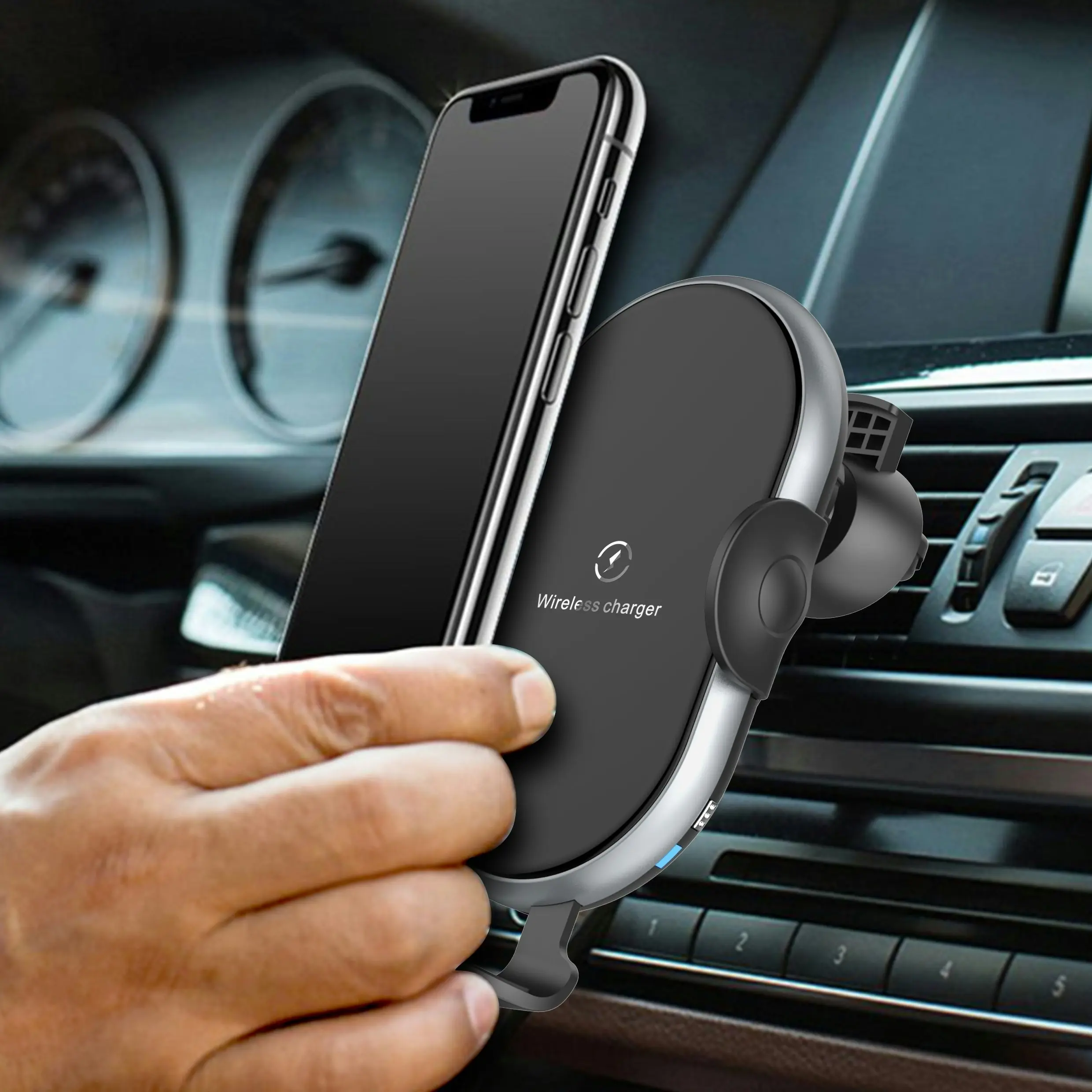 C366: Automatic Clamping Wireless Car Charger,with backlight