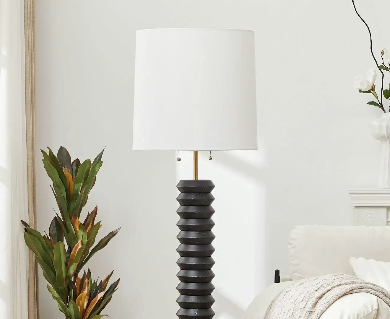 Yana Metal Floor Lamp