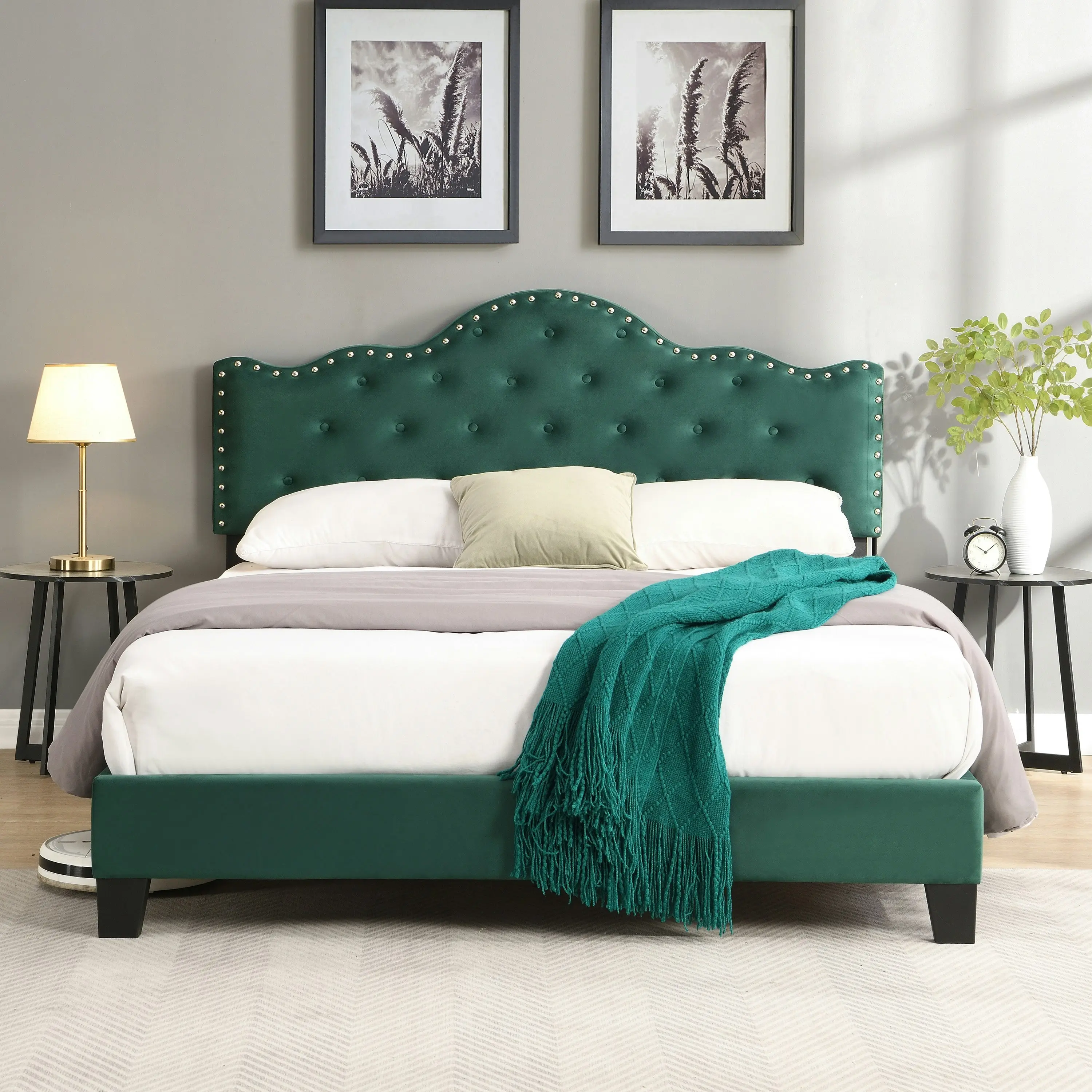 IHOMDEC Upholstered Velvet Button Tufted Crown Shape Double Size Bed Frame Green BEF05