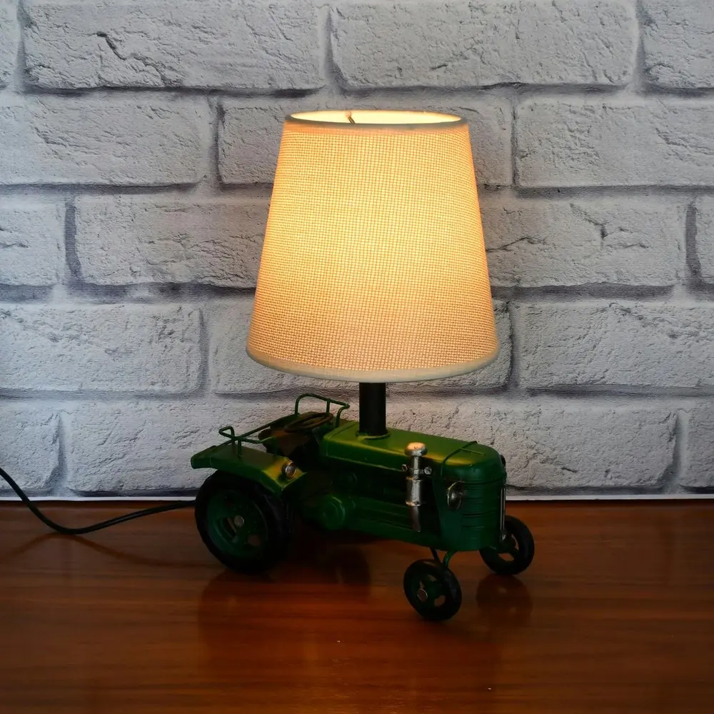 Auto Petit USB LED Desk/Table Lamp Tractor 17.5x25.5cm Retro Home Décor Green