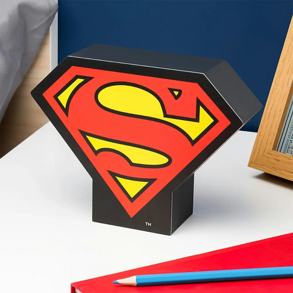 Paladone 17cm Superman Themed Box Light Kids/Children Bedroom Decor Desk Lamp