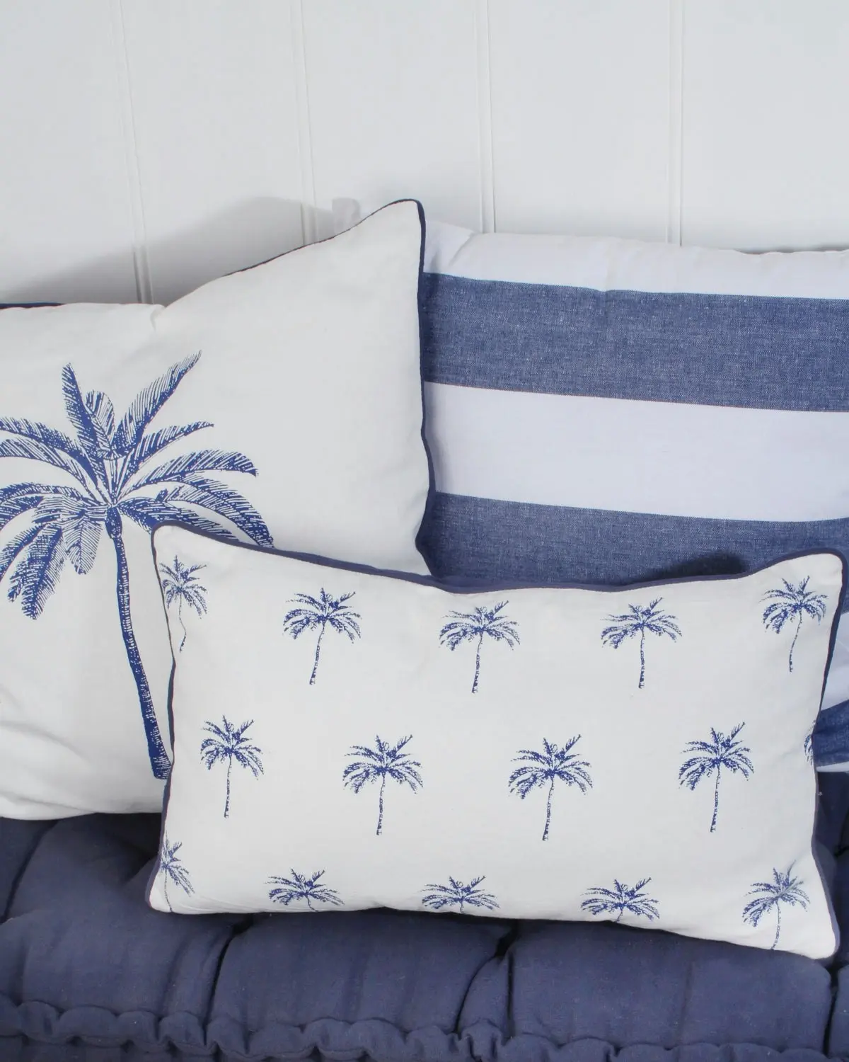 Belize Blue Multi Palm Print Filled Cush With Piping 50 x 30cm