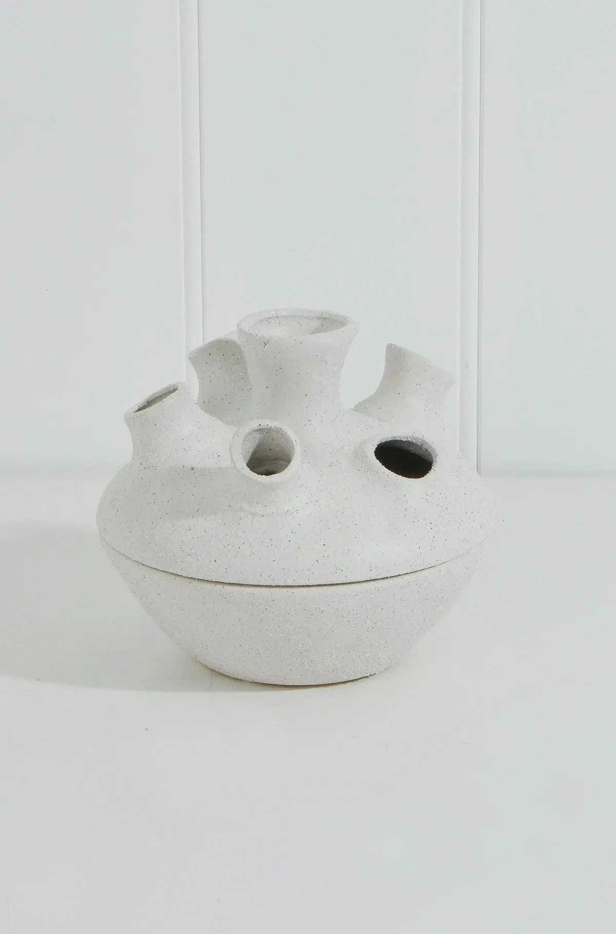 Adonia 6 Stem Vase White