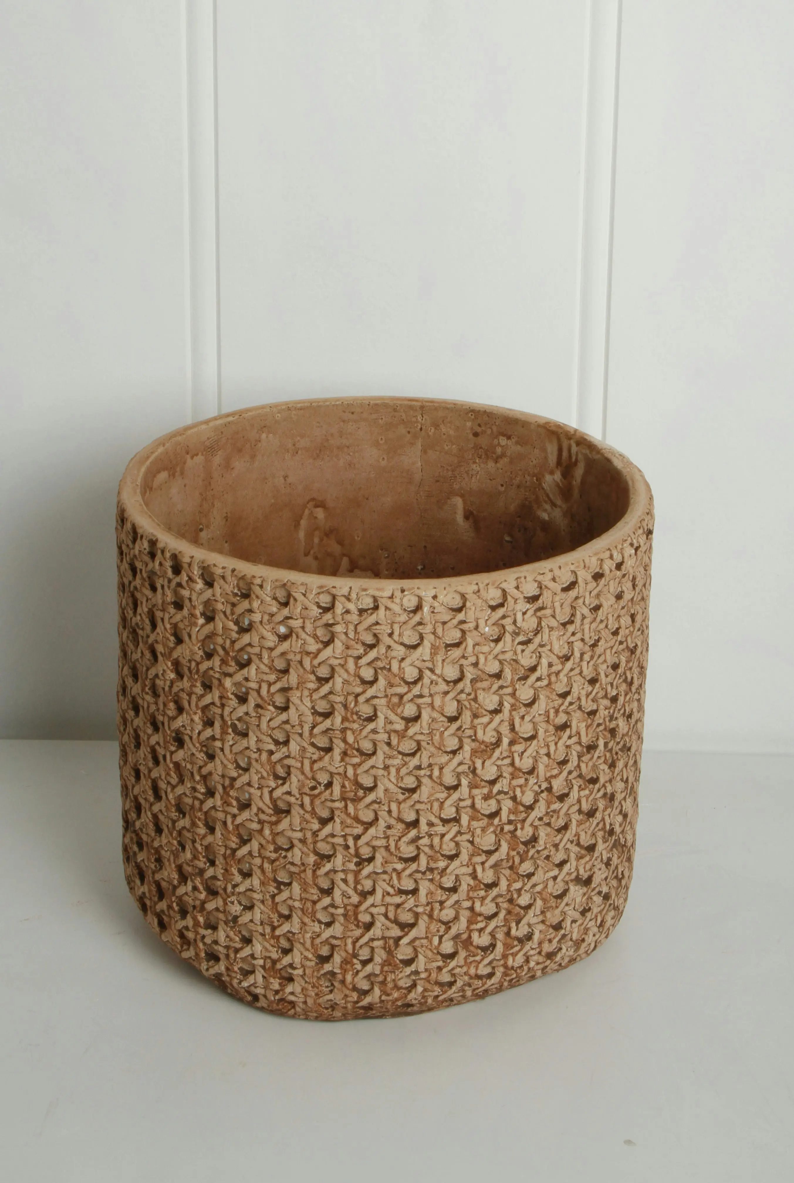 Igone Textured Cement Pot  18 x 17cm