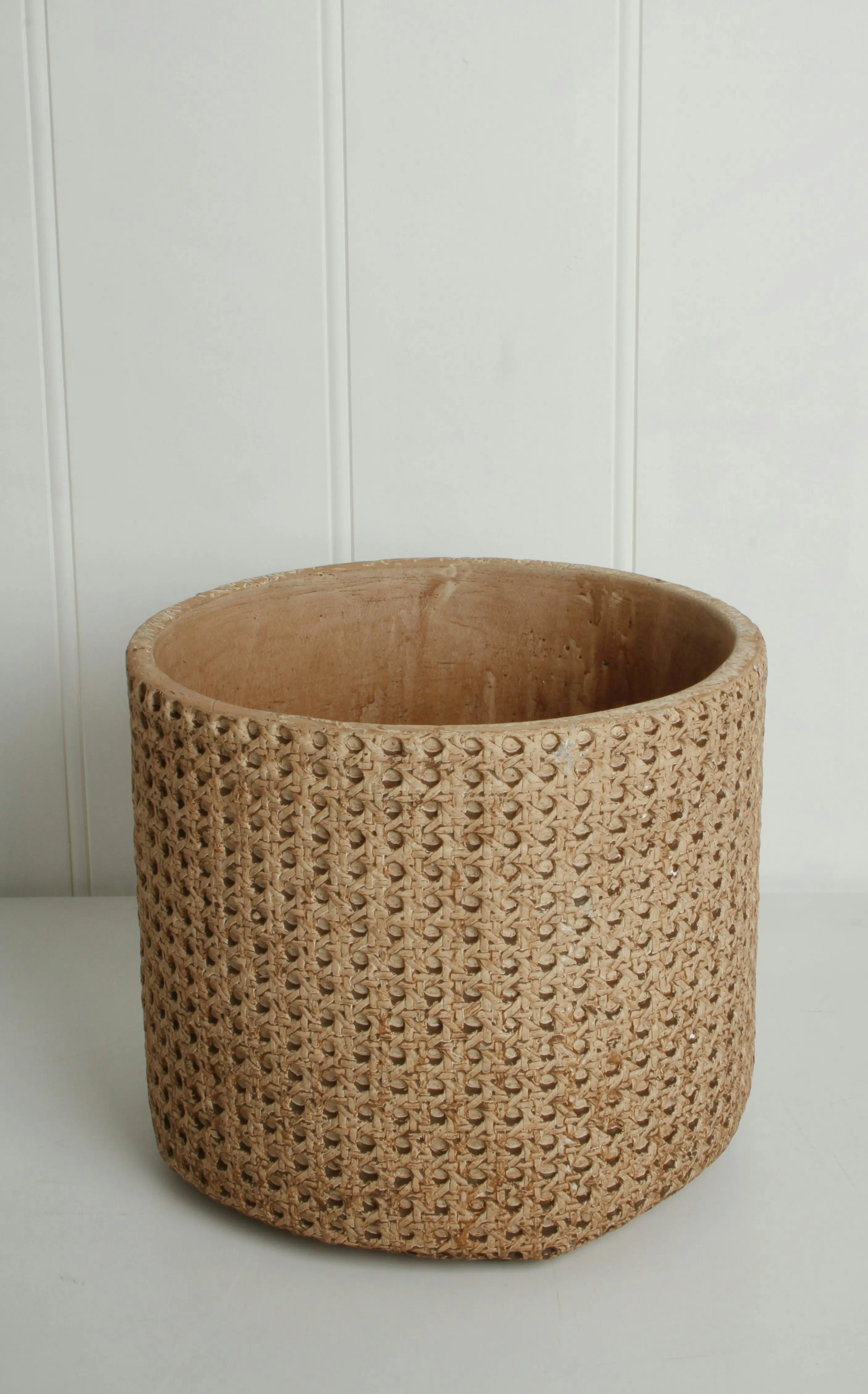 Igone Textured Cement Pot 26 x 24cm