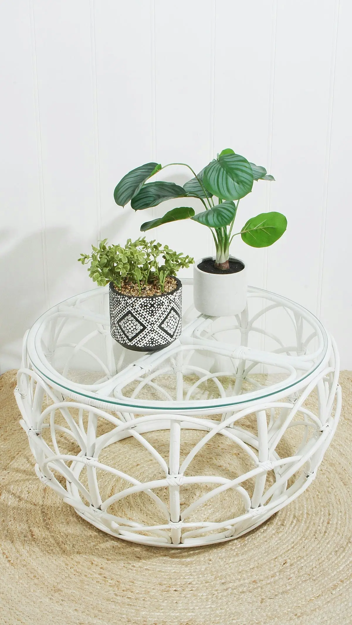 White Rattan Coffee Table, Round With Glass Top