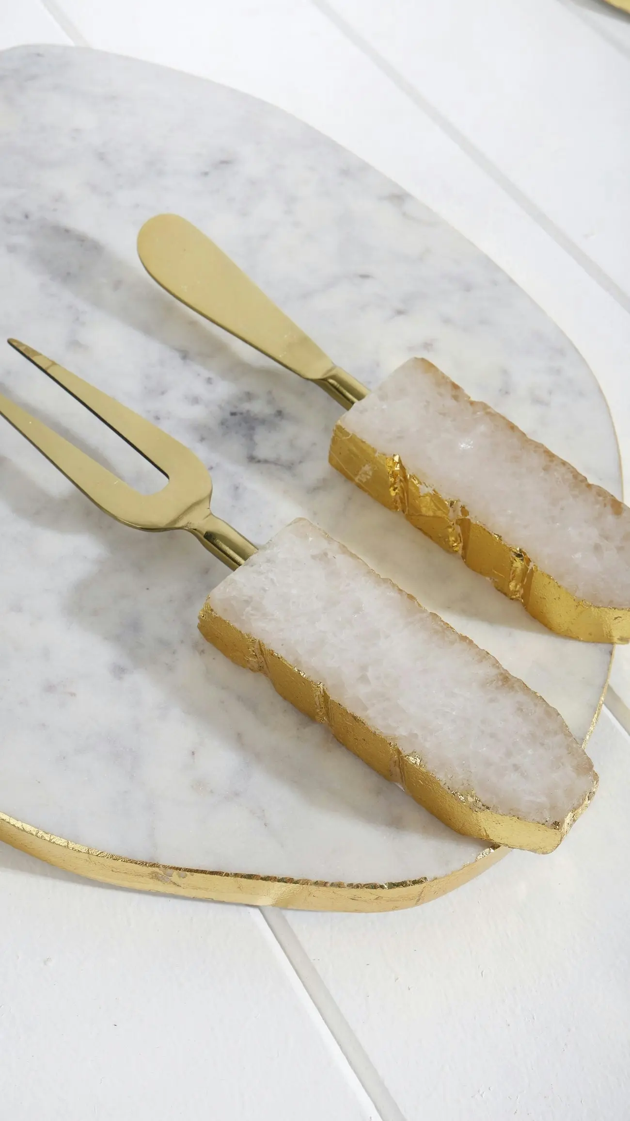 Woden Agate Set Of 2 Cheese Knives With Gold Foil