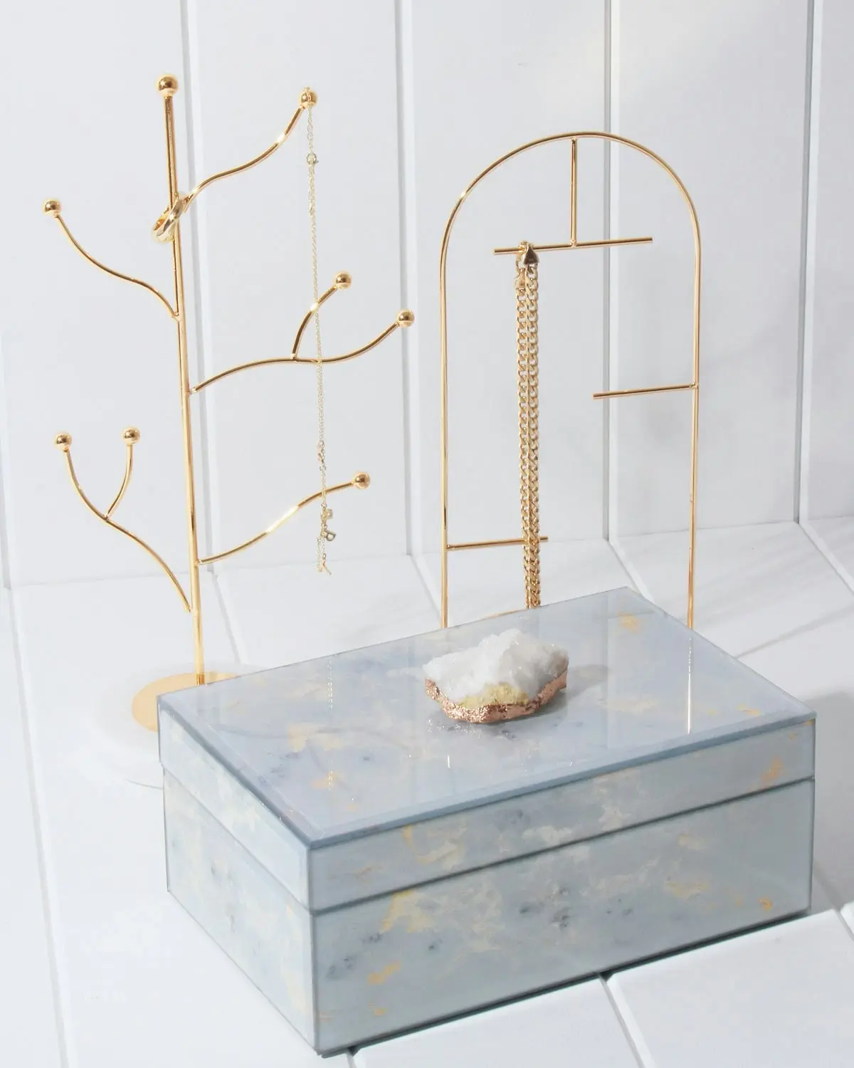 Winnoa Metal Jewellery Stand 31 x 19 x 10cm