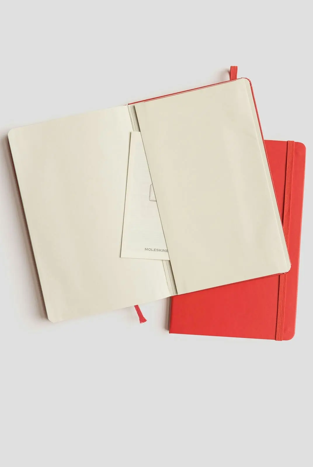 Moleskine Hard Cover A5 Art Folio Sketchbook Plain Notebook Large Scarlet Red