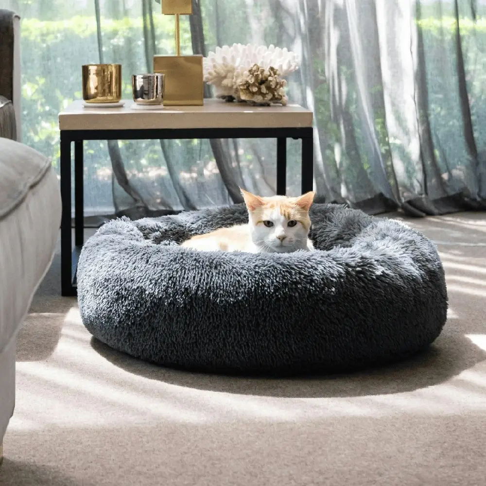 Superior Pet Plus Curl Up Cloud Calming Dog/Cat Bed Tranquil Grey Medium 60cm