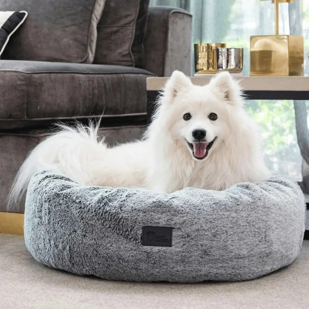 Superior Pet Goods Harley Plush Calming Dog Bed Artic Faux Fur Small 40x40x16cm