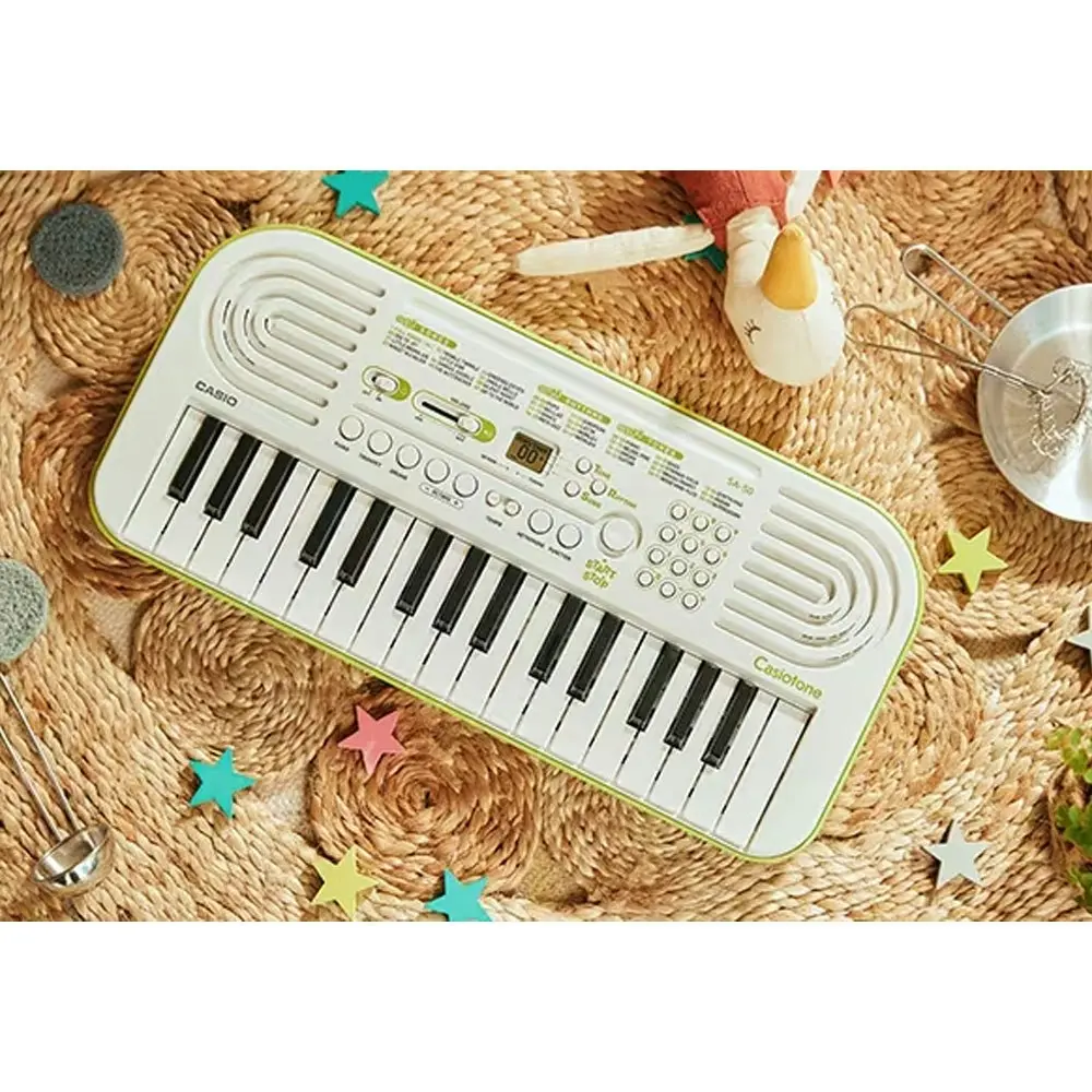 Casio SA-50 Casiotone 32 Key Mini Kids/Childrens Musical Electric Keyboard White