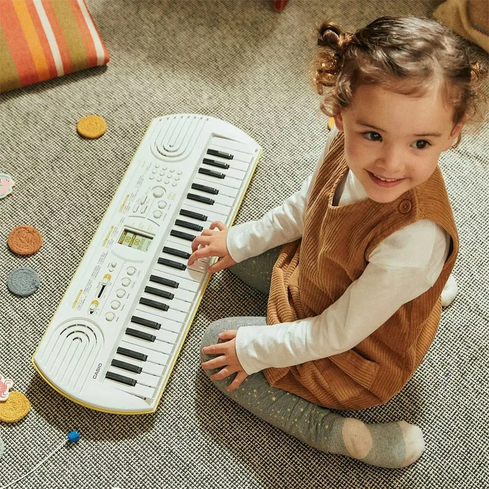 Casio SA-80 Casiotone 44 Key Mini Kids/Childrens Musical Electric Keyboard White