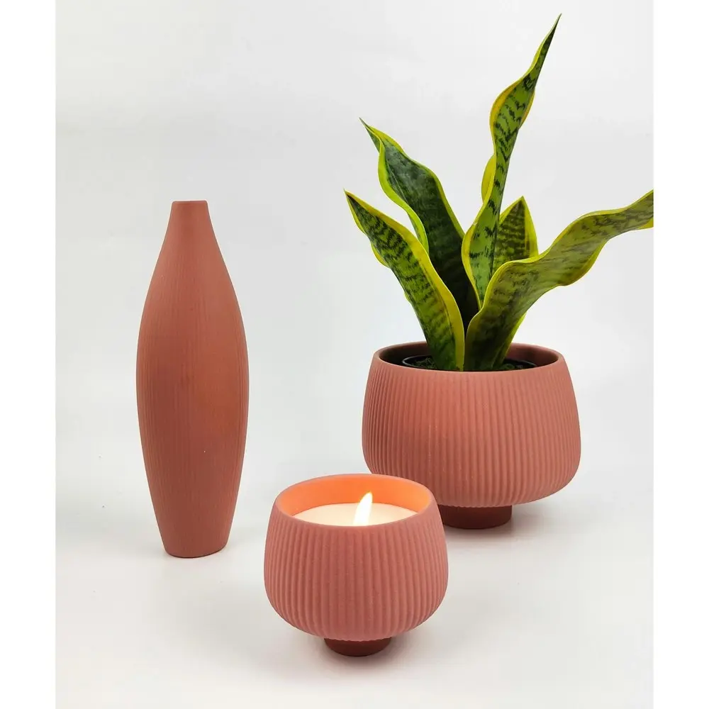 Urban Marlow Ripple Ceramic 225ml Scented Vanilla Candle Home/Room Decor Pink