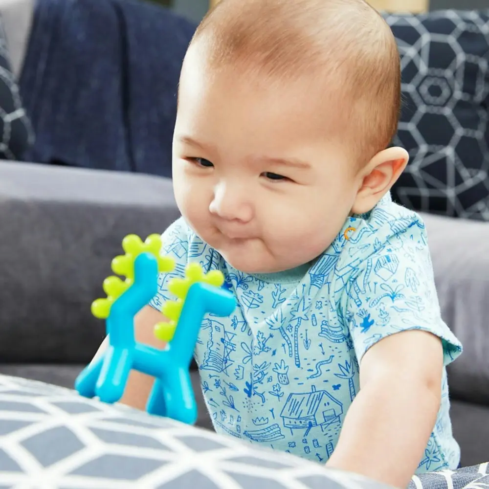 Boon Growl Silicone BPA Free Teether Baby/Infant/Newborn Teething Toy Dragon 0m+