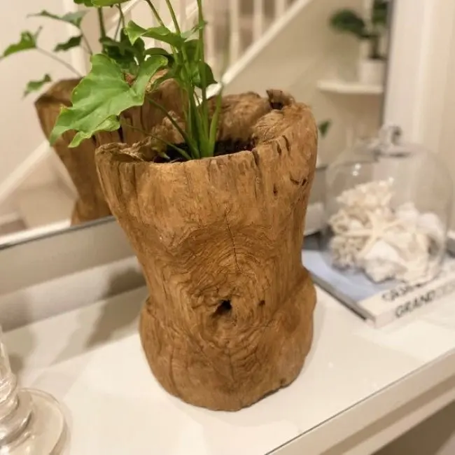 Club Santorini Attic Teak Pot