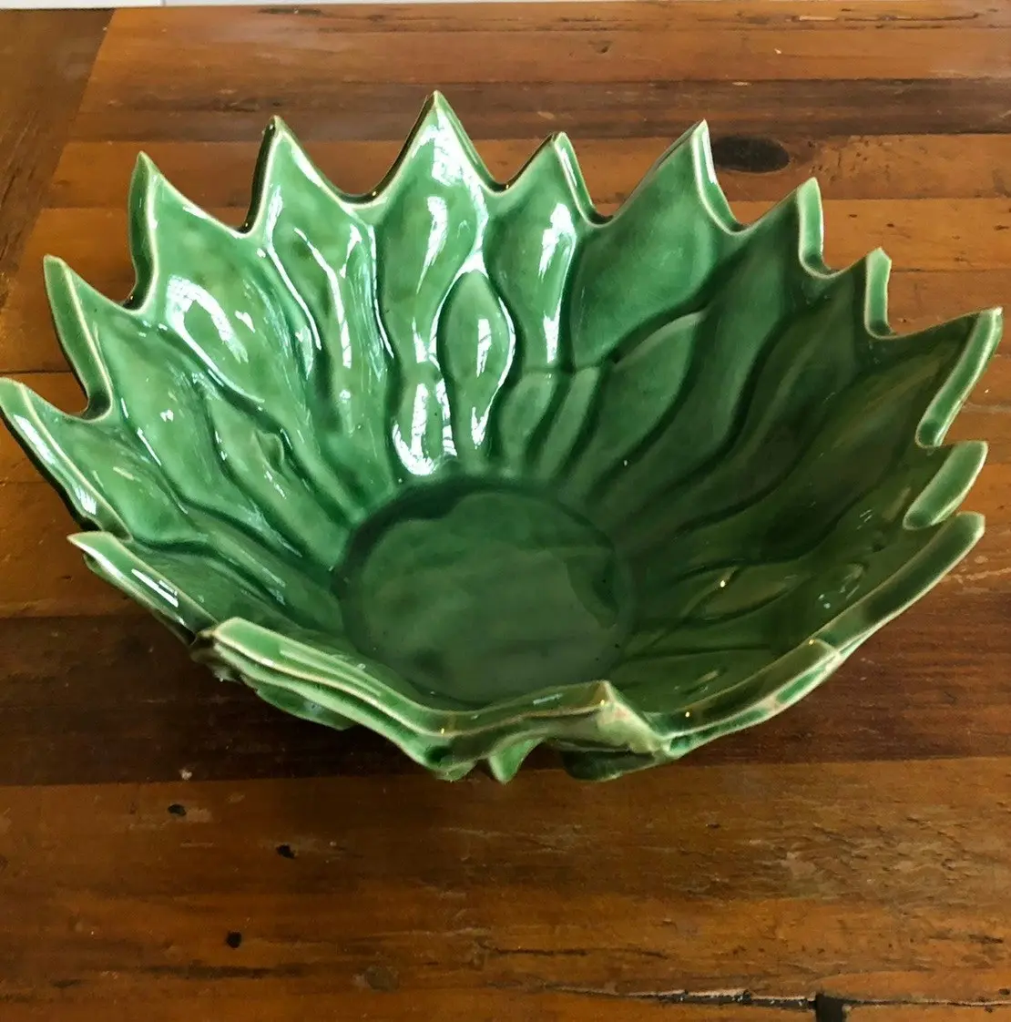 Zohi Interiors Leafy Bowl in Green