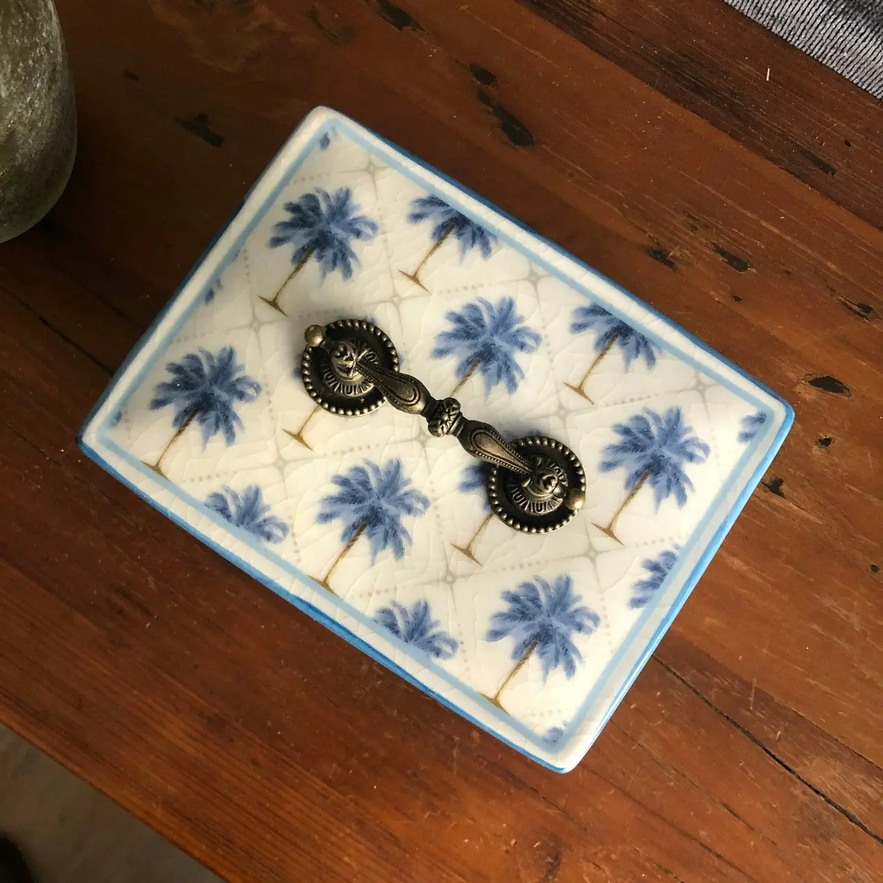 Key Largo Homewares Blue Palm Trinket Box